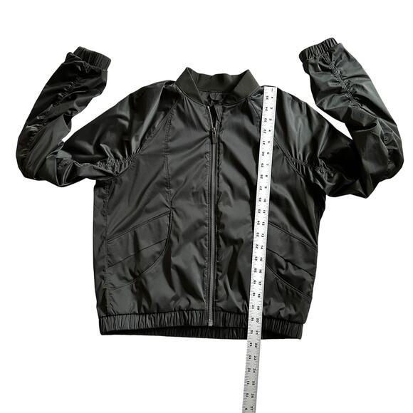 Lululemon EUC Above the Clouds Full Zip Stretch Glyde Bomber Evergreen Jacket 6 - Picture 6 of 10